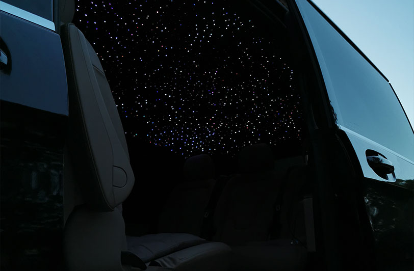 Premium trajet Intérieur luxueux du Mercedes Classe V - Transport privé en Île-de-France